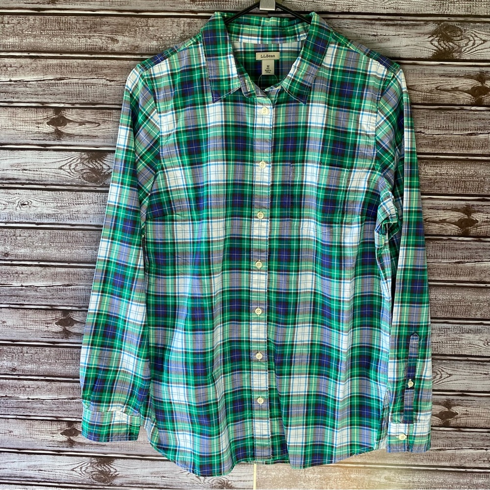 LL Bean Women's Long-Sleeved Button-Down Top Size M‎